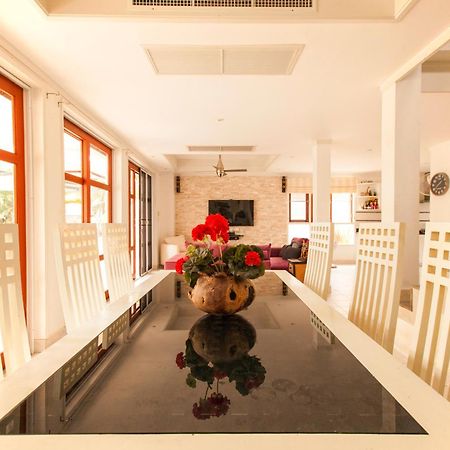 Smile House Villa Thong Son Beach Bagian luar foto
